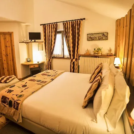 Hotell La Grange - Animal Chic Courmayeur