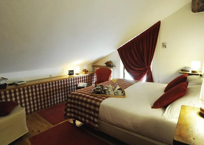 Hotel La Grange - Animal Chic